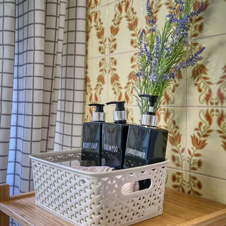 Terrace Charming Century Apartment Lisbon